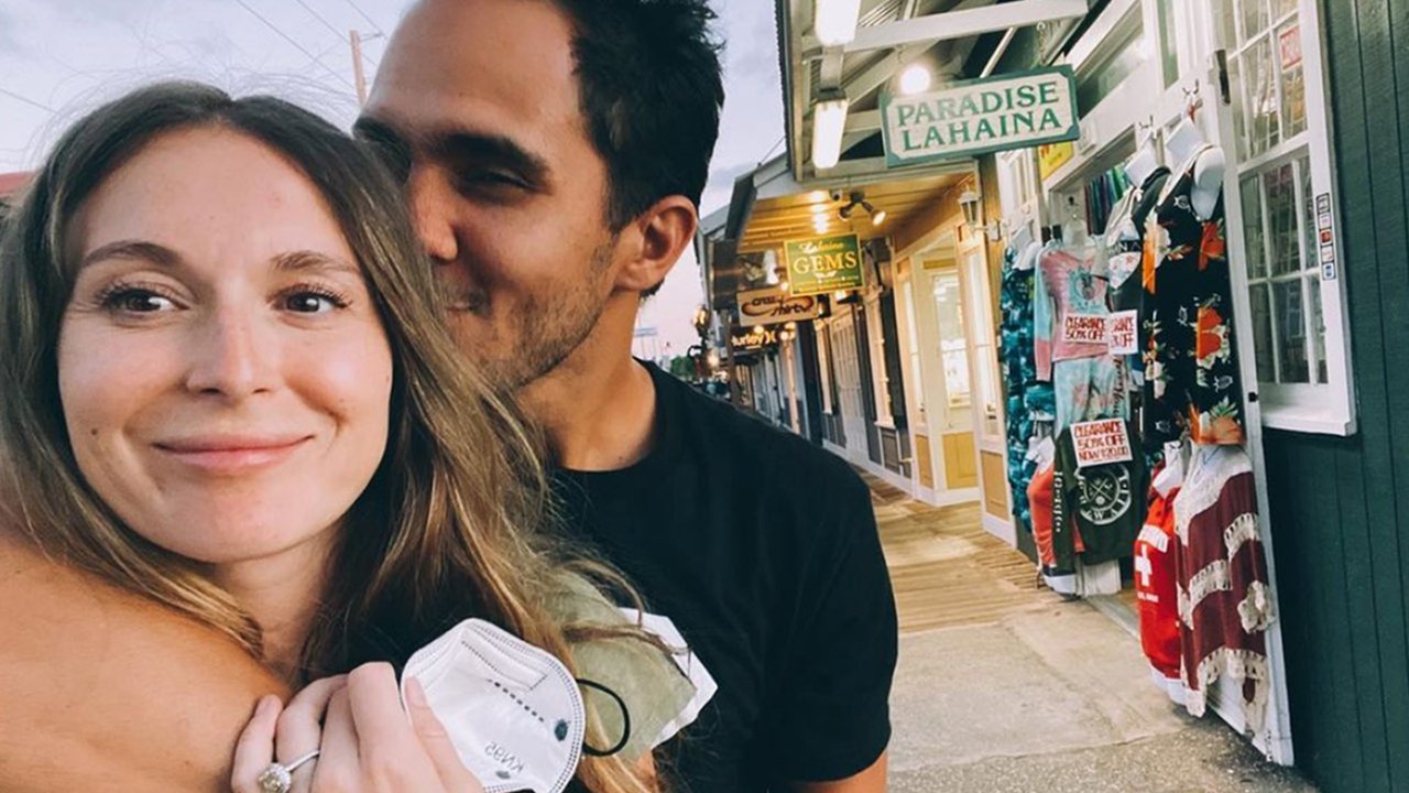 Alexa and Carlos PenaVega Announce Stillbirth of Baby No. 4 | Alexa and  Carlos PenaVega Announce Stillbirth of Baby No. 4