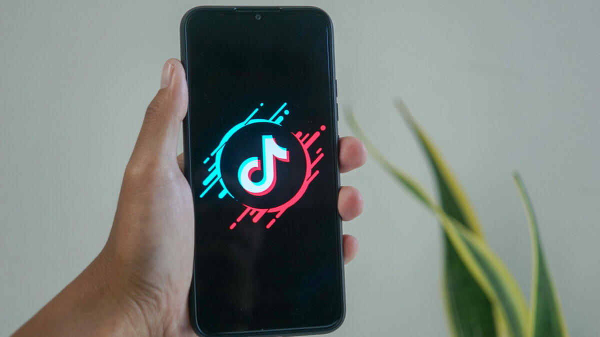 Mother Sues TikTok After 10-Year-Old Daughter Dies: 'It Is Time These ...