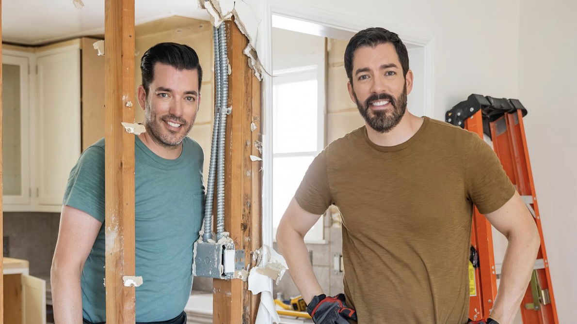 The Property Brothers presents DON’T HATE YOUR HOUSE