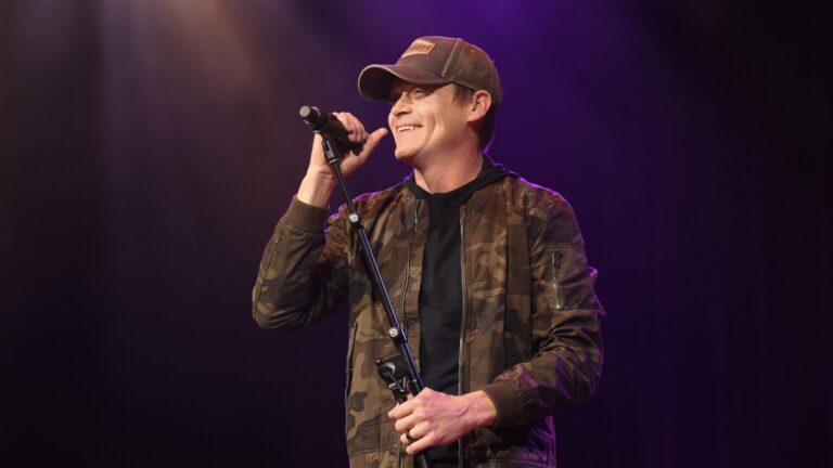 Rock Singer’s Legacy of Faith Shines Bright After His Death