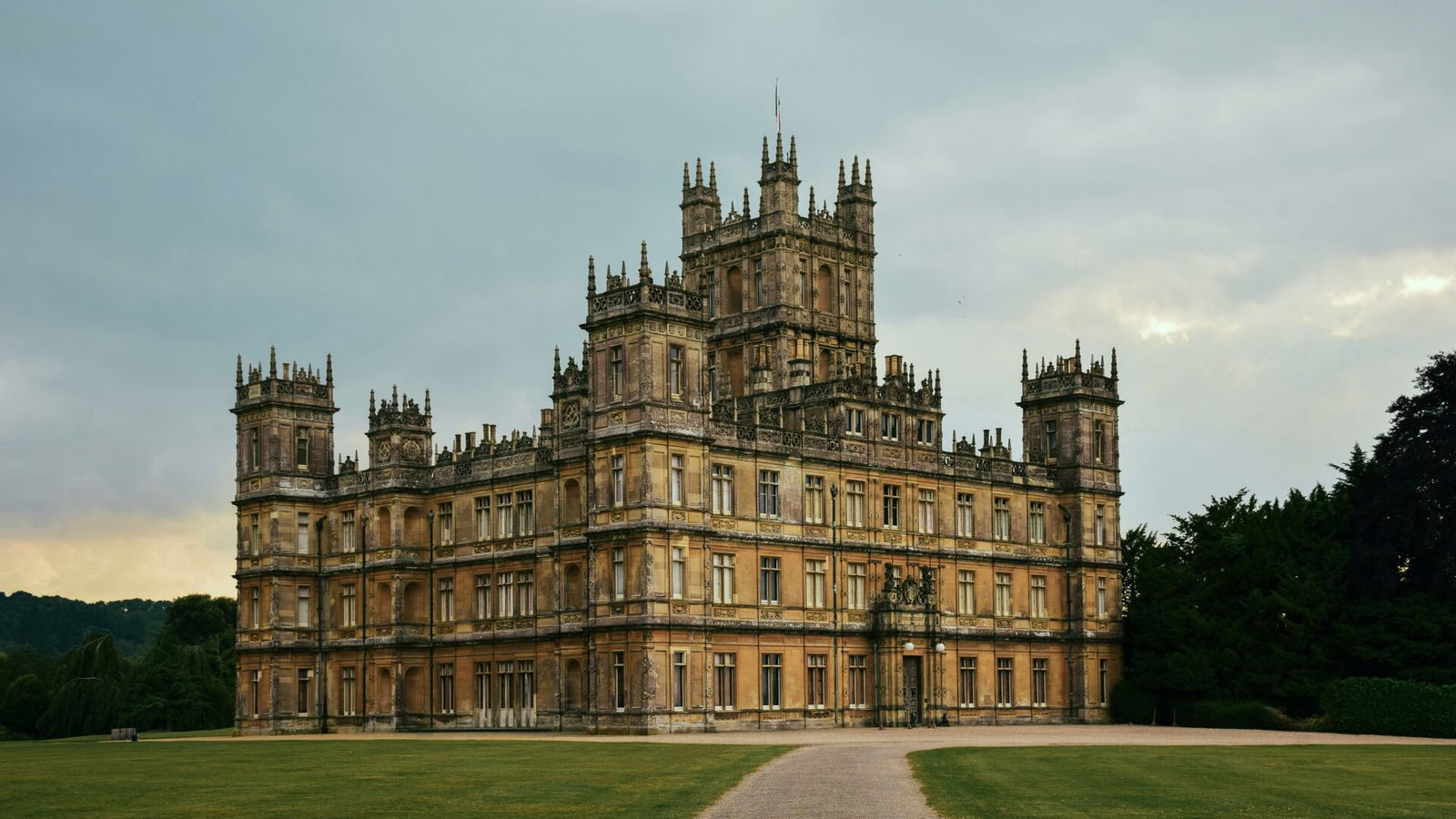 Highclere castle, Downton Abbey Highclere castle, Downton Abbey