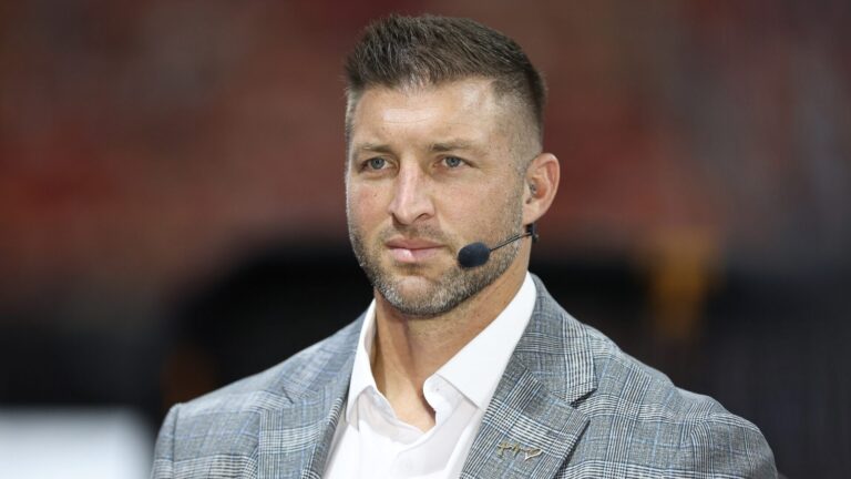 Former NFL Star’s New Book Explores ‘Christ’s Biggest Sacrifice’ Through Unlikely Lens