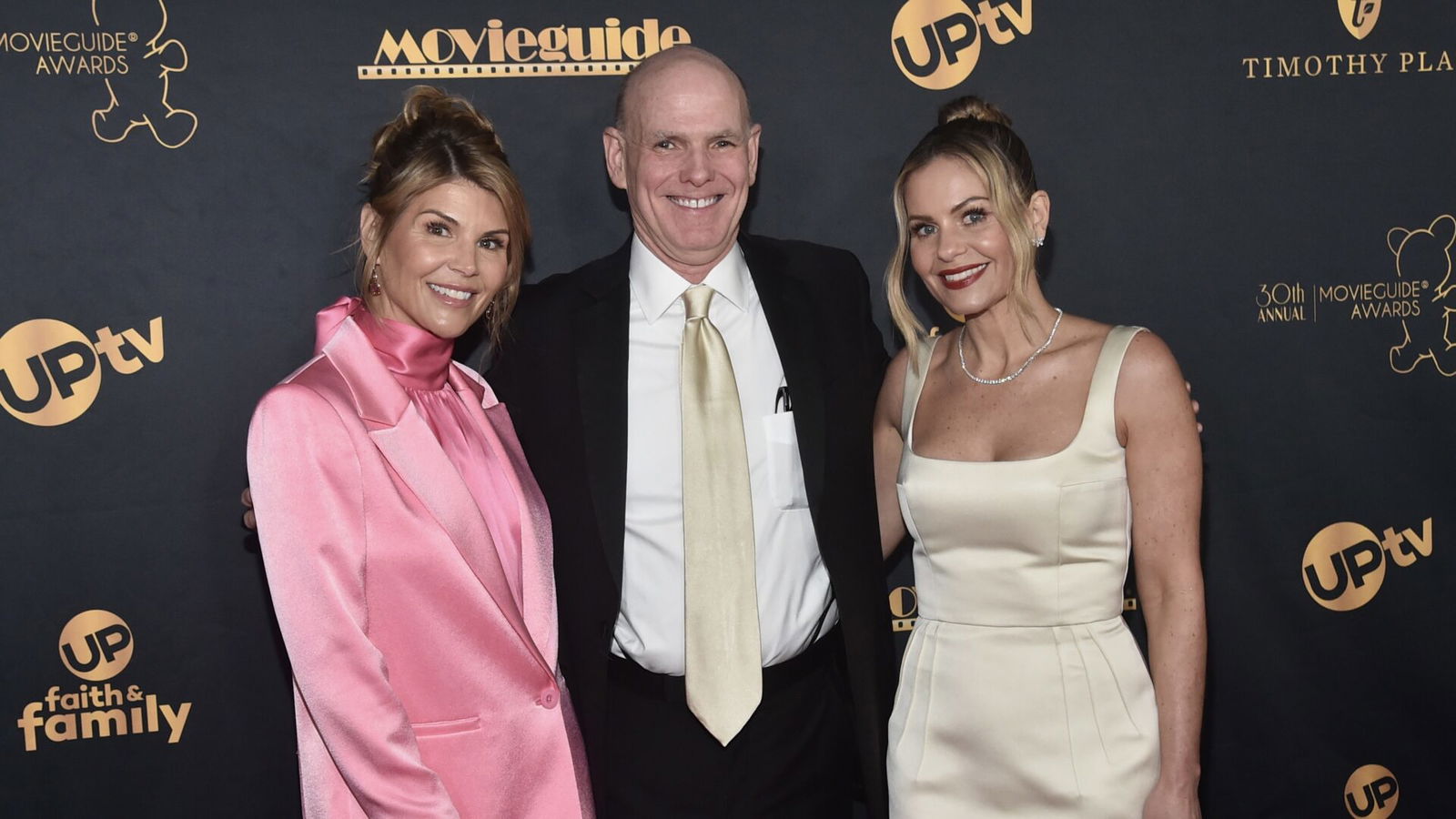 Lori Loughlin, Bill Abbott and Candace Cameron Bure-Getty Images-1464940417 Lori Loughlin, Bill Abbott and Candace Cameron Bure