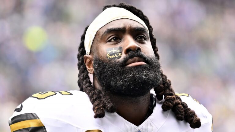 Demario Davis Says Goodbye to New Orleans: ‘It Was an Honor’