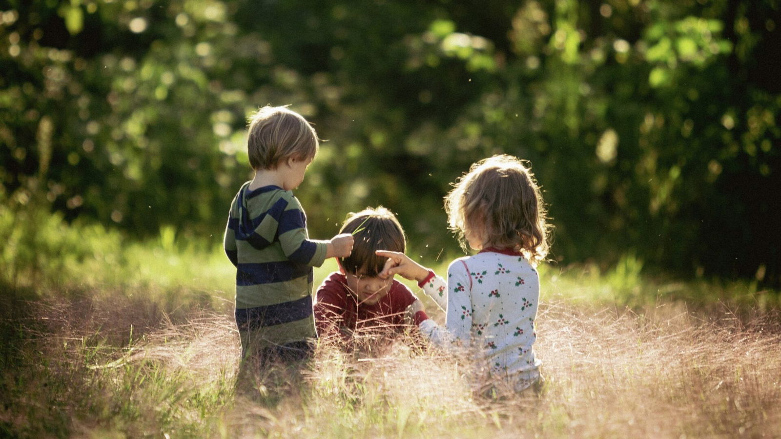 3 Practical Ways Parents Can Help Children Cut Screentime