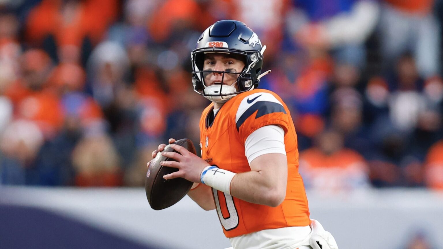 Bo Nix Pens Emotional Letter to Newborn Daughter
