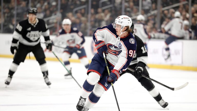 NHL Forward Prays Before Every Game as He Plays ‘For God’