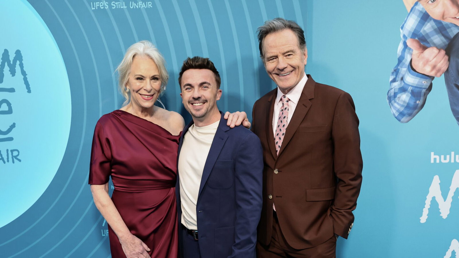 Jane Kaczmarek, Frankie Muniz and Bryan Cranston-Getty Images-2270290627 Jane Kaczmarek, Frankie Muniz and Bryan Cranston