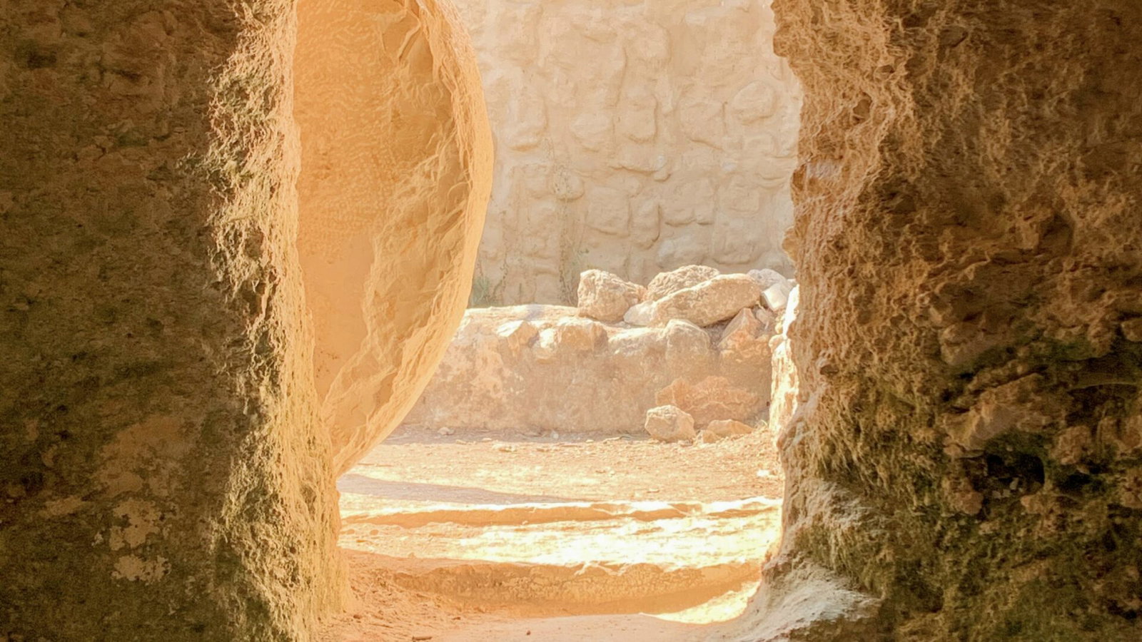 Easter, Empty tomb