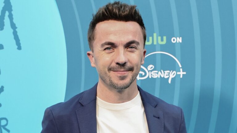 How Car Problems and a Radio Station Kicked Off This Actor’s Faith