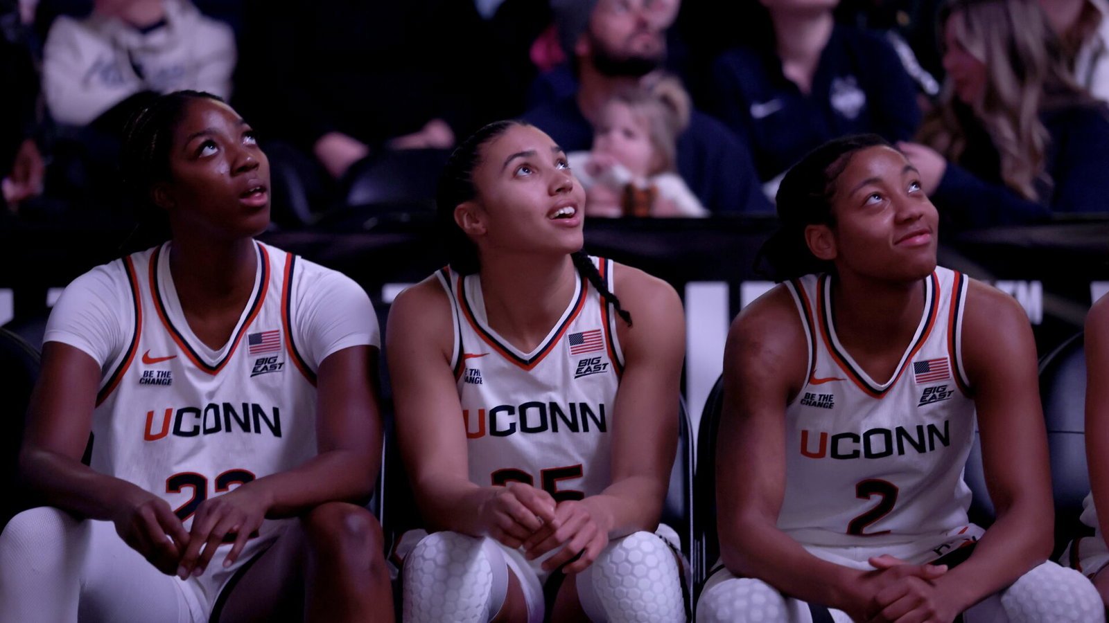 KK Arnold, Azzi Fudd