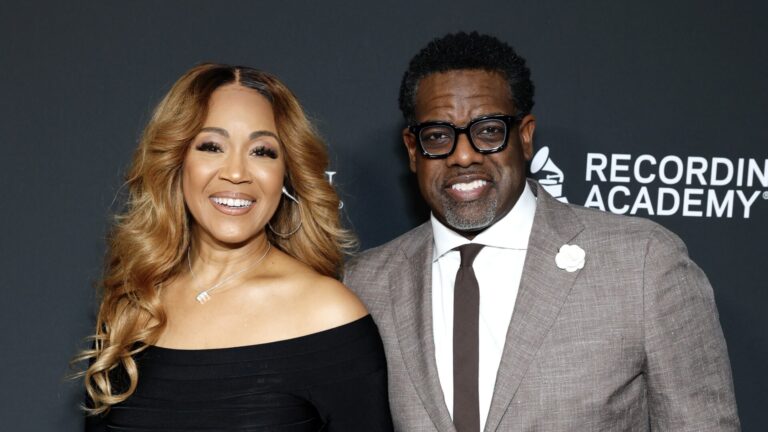 Gospel Music Duo Celebrates 25 Years of Marriage with Star-Studded Vow Renewal