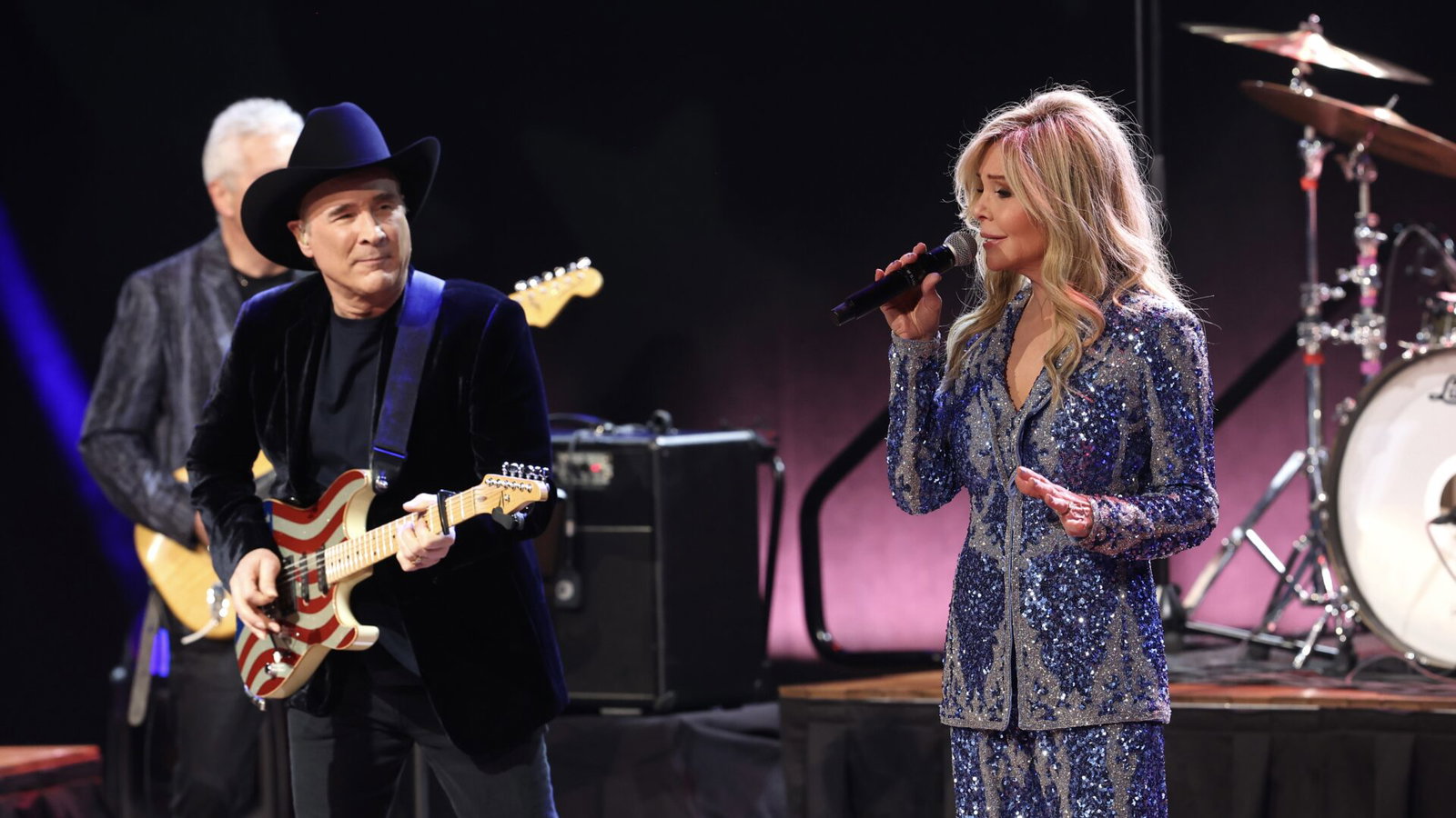 Clint Black and Lisa Hartman Black