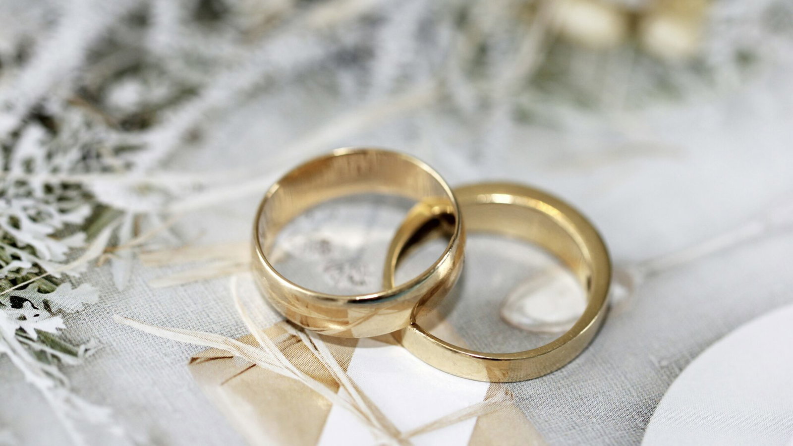 How This DUCK DYNASTY Star Centers His Marriage on God